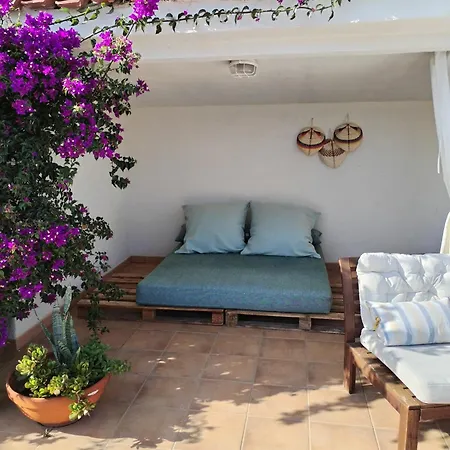 La Casa De La Oma -la Caseta Casa de Férias Alicante