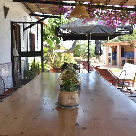 La Casa De La Oma -la Caseta Casa de Férias *