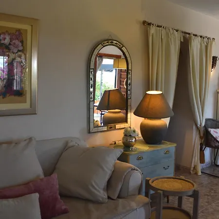La Casa De La Oma -la Caseta Tatil Evi